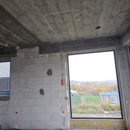 Wykonanie instalacji elektrycznej w domku jednorodzinnym