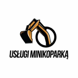 Graficzne logo firmy oferującej usługi minikoparką, z stylizowanym rysunkiem koparki w kolorach czarnym i pomarańczowym na białym tle.