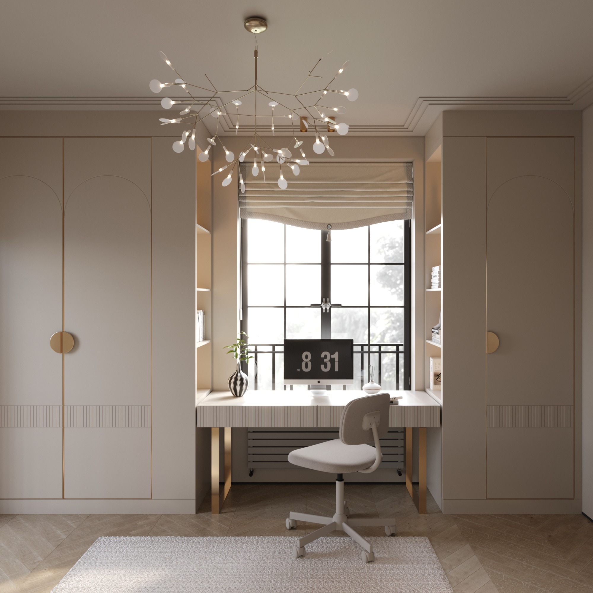 Beżowe biuro domowe z minimalistycznym biurkiem, krzesłem na kółkach, dekoracyjną lampą sufitową i szafami wnękowymi z półkami po bokach okna.