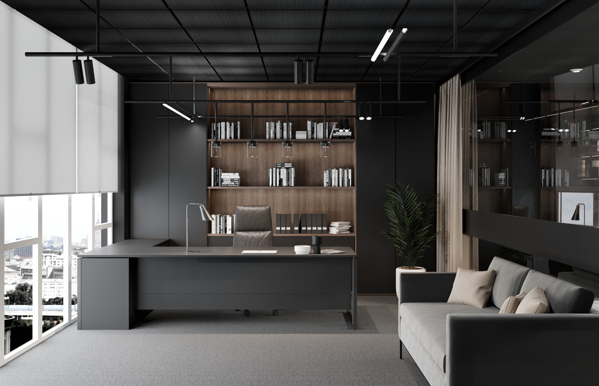Nowoczesne biuro w ciemnej kolorystyce z dużym oknem, biurkiem z krzesłem, regałem z książkami i szarą sofą.