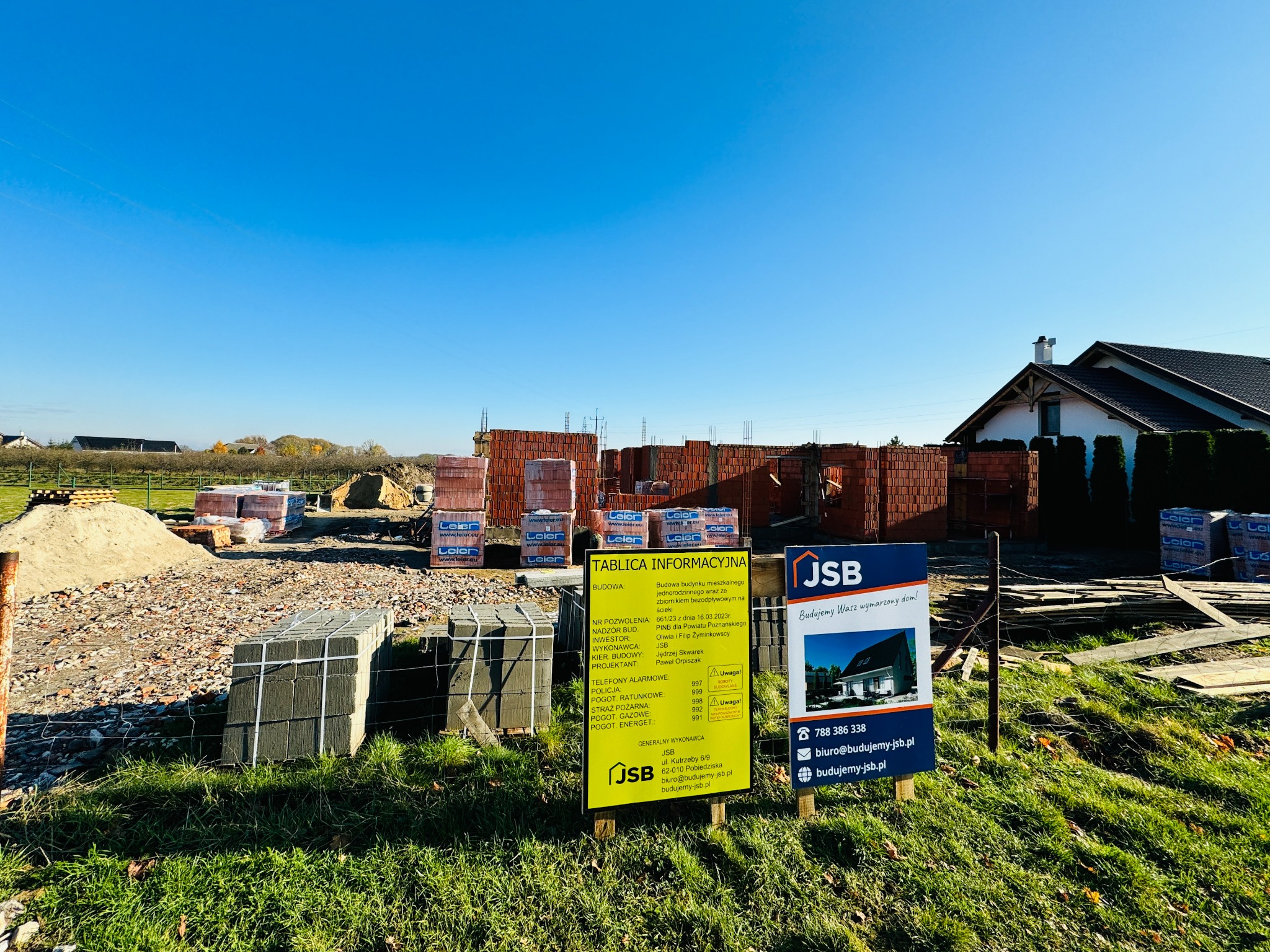 Budowa domu jednorodzinnego w Libartowie