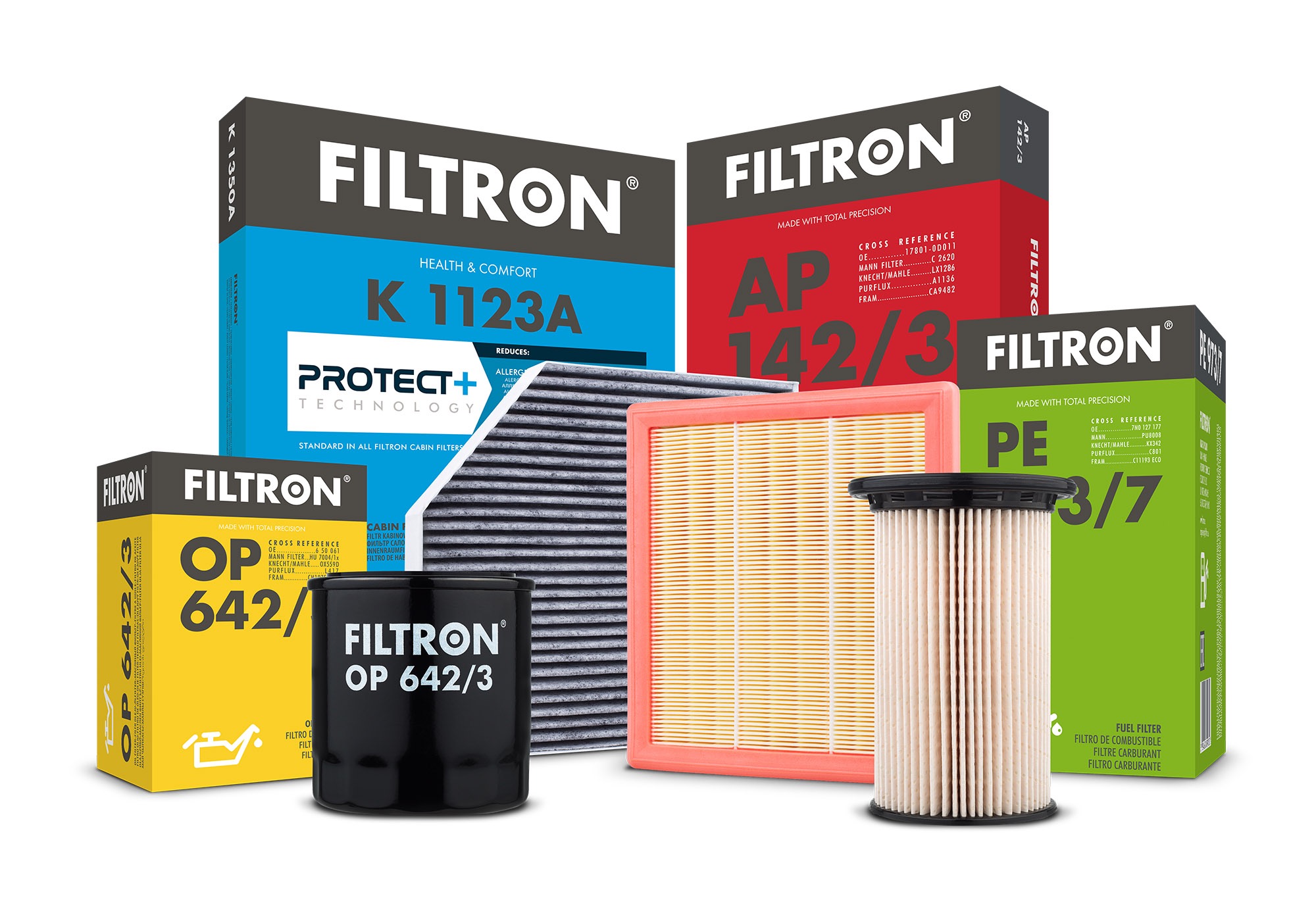 Zestaw filtrów marki Filtron w opakowaniach: kabinowy, powietrza i oleju, na białym tle.