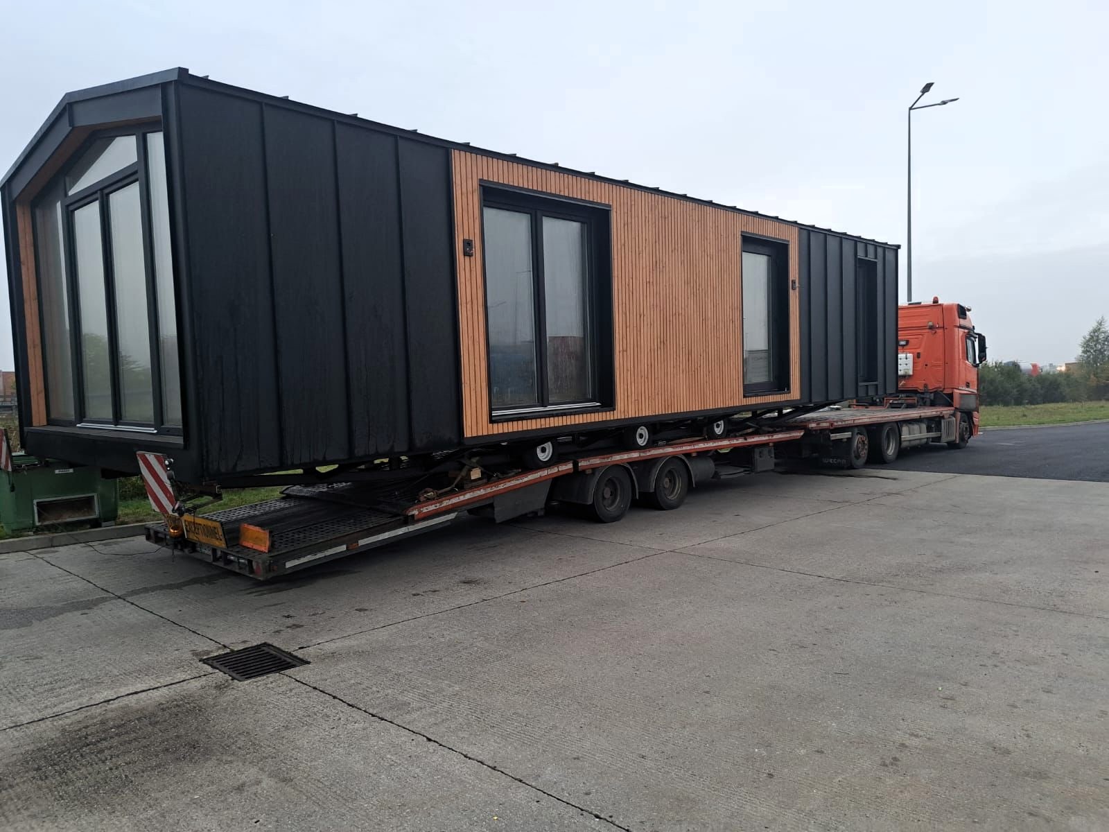 transport domków holenderskich