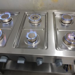 takie gastronomiczne kuchenki również podłączam