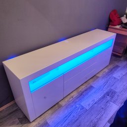 Z podświetleniem LED 