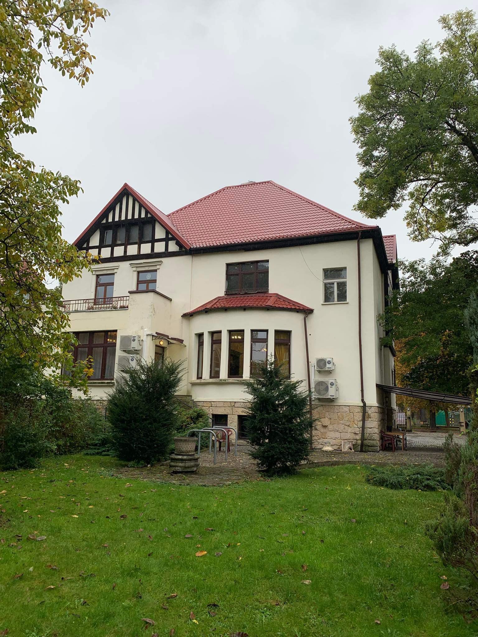 widok od strony ogrodu