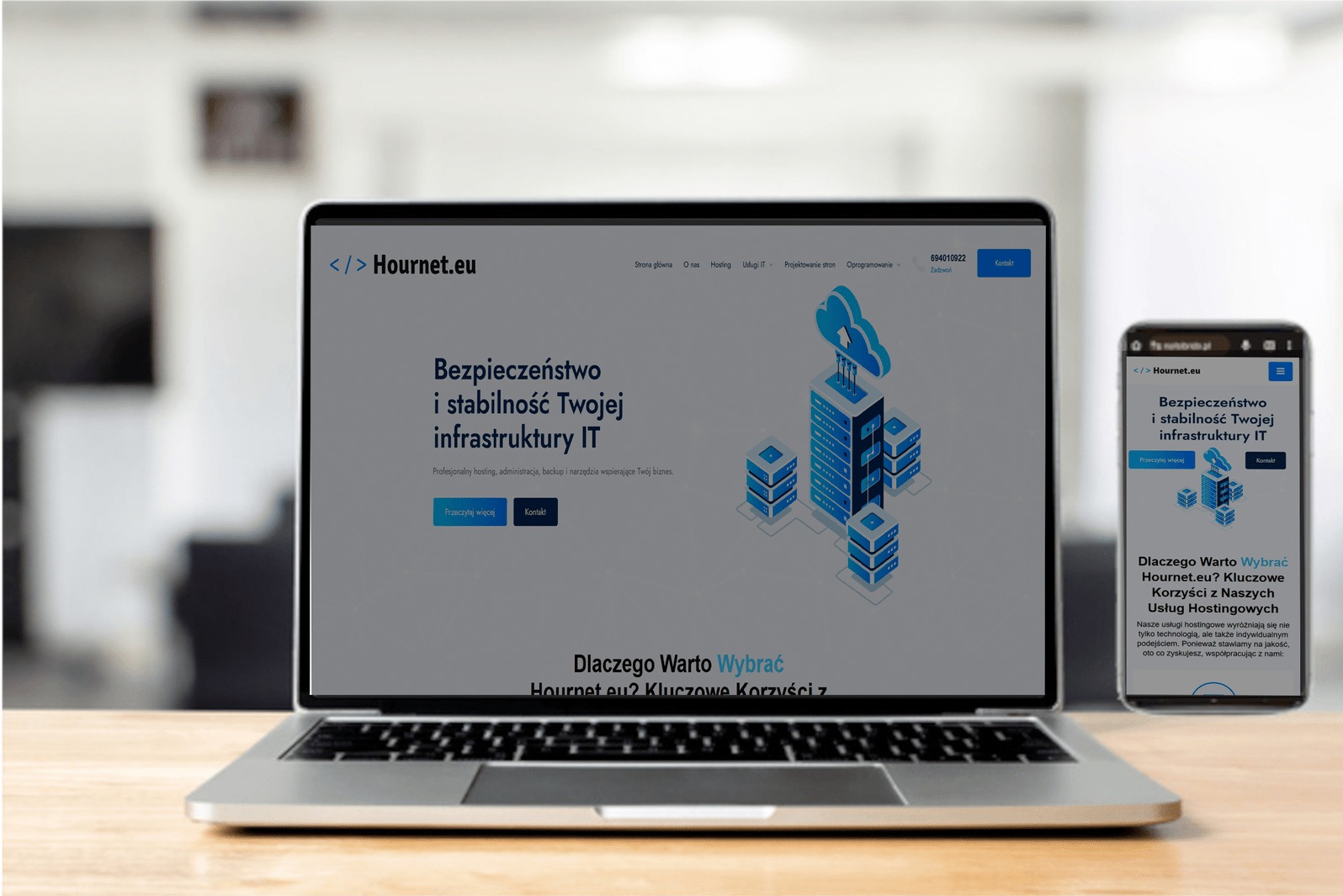 Laptop i smartfon prezentują stronę internetową hournet.eu z grafiką chmury i serwerów. Widoczny interfejs użytkownika i treść o bezpieczeństwie infrastruktury IT.
