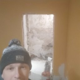 Gabriel Piotrowski - Układanie Paneli Toruń