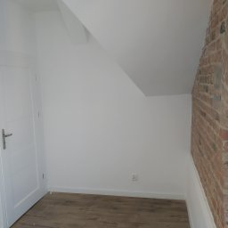 Układanie paneli Toruń 1