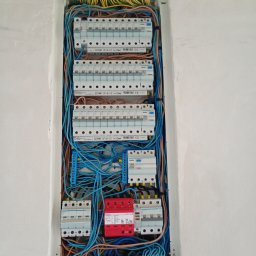 Ma-Gi Mariusz Gilewski Firma Handlowo-Usługowa - Doskonałej Jakości Przyłącza Elektryczne w Ożarowie Mazowieckim