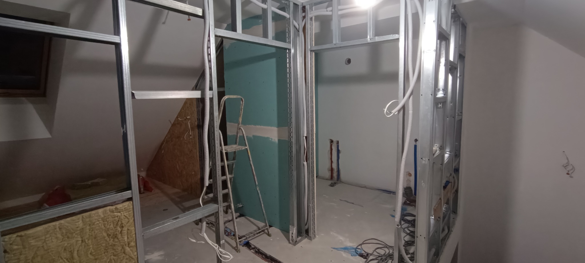 Poprowadzenie instalacji elektrycznej.