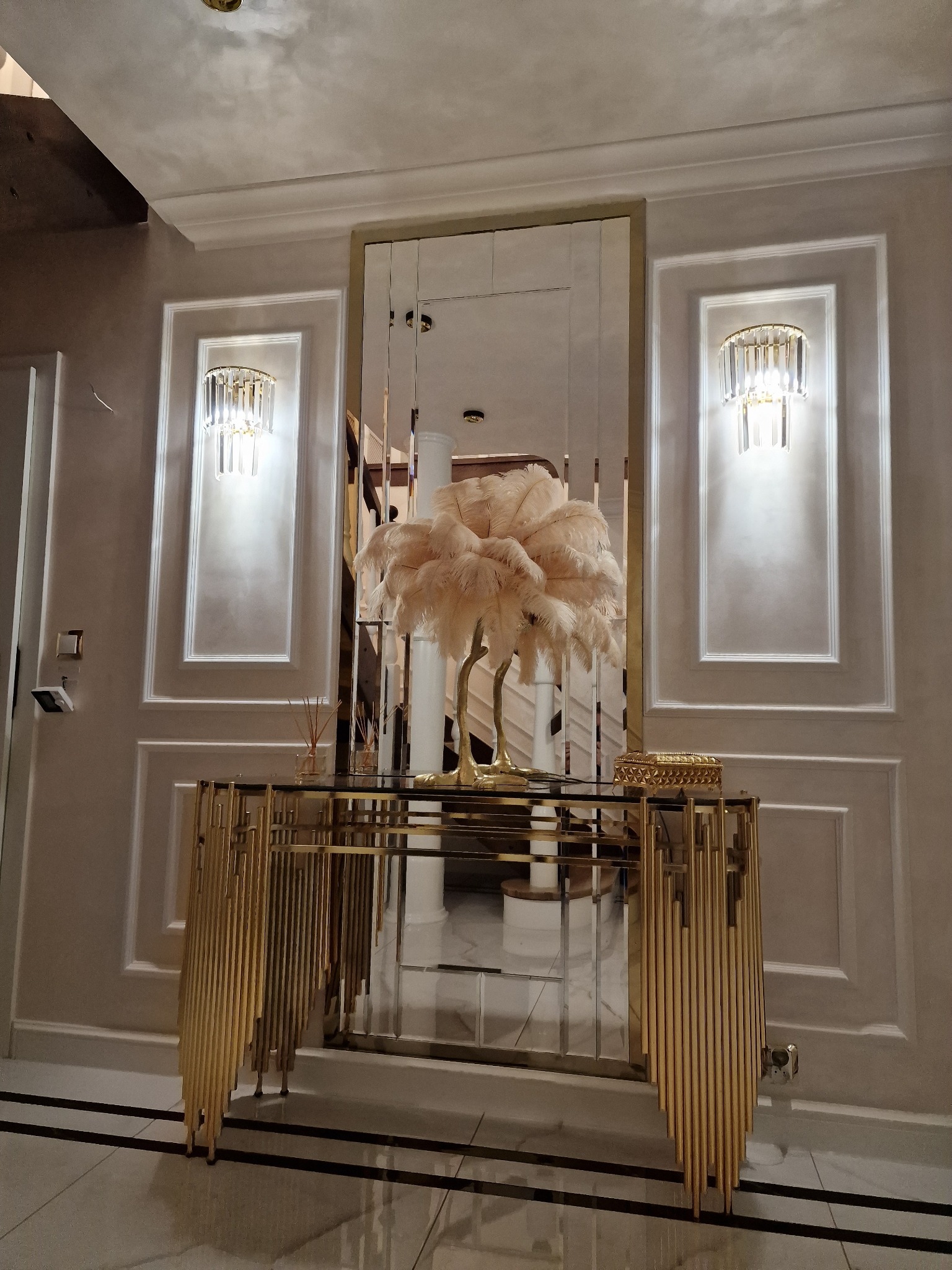 lustra fazowane złota rama