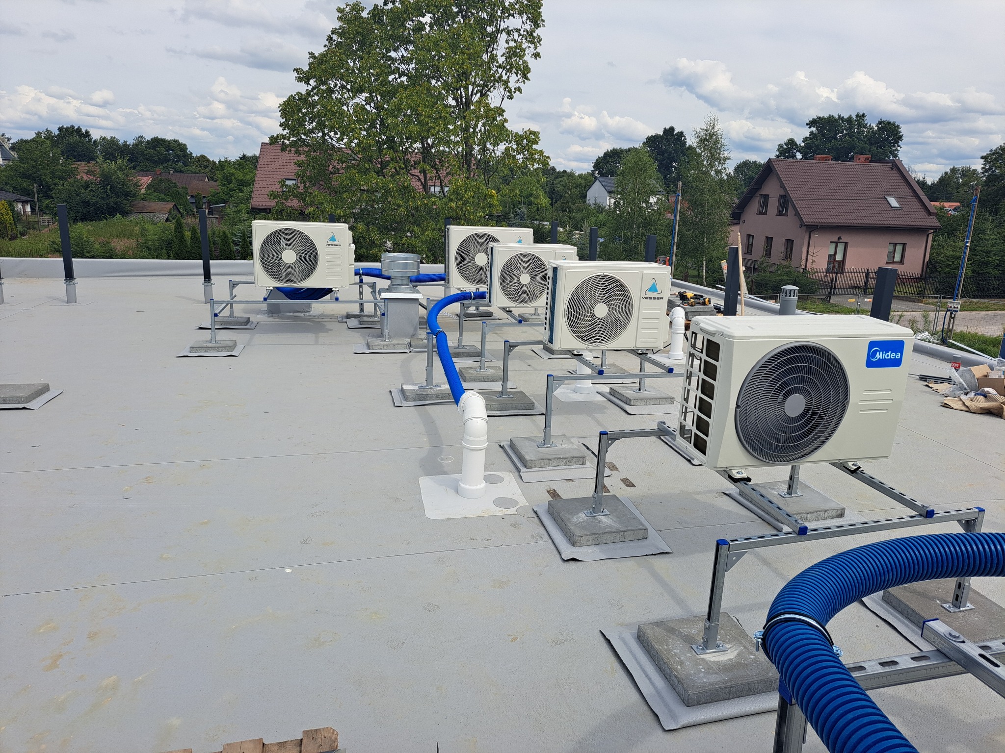 Montaż klimatyzacji na posterunku policji