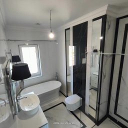 Remonty i Wykończenia Grzegorz Gołębiowski - Łazienka w stylu retro