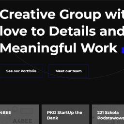 Francky Iside - Strona internetowa z tekstem 'Creative Group with love to Details and Meaningful Work', przyciski 'See our Portfolio' i 'Meet our team' oraz logotypy klientów na ciemnym tle.