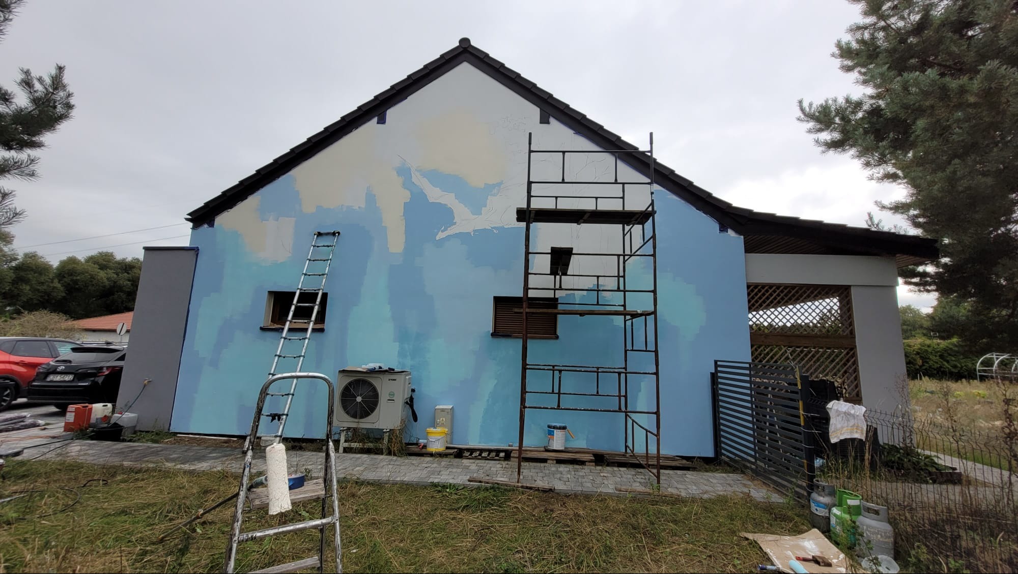 w trakcie prac nad muralem