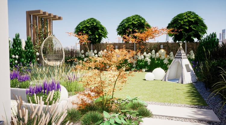 Wizualizacja ogrodu z huśtawką typu kokon, namiotem tipi dla dzieci, kulistymi lampami i rabatami z kwitnącymi roślinami, na tle drewnianego płotu i drzew.