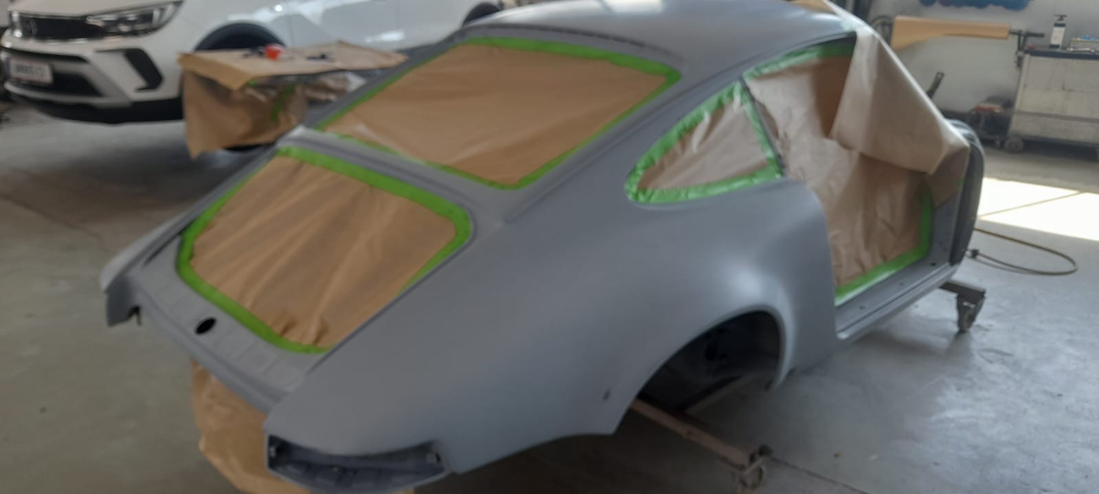 Porsche 911 T. 1968 robiony na 2,7RS.