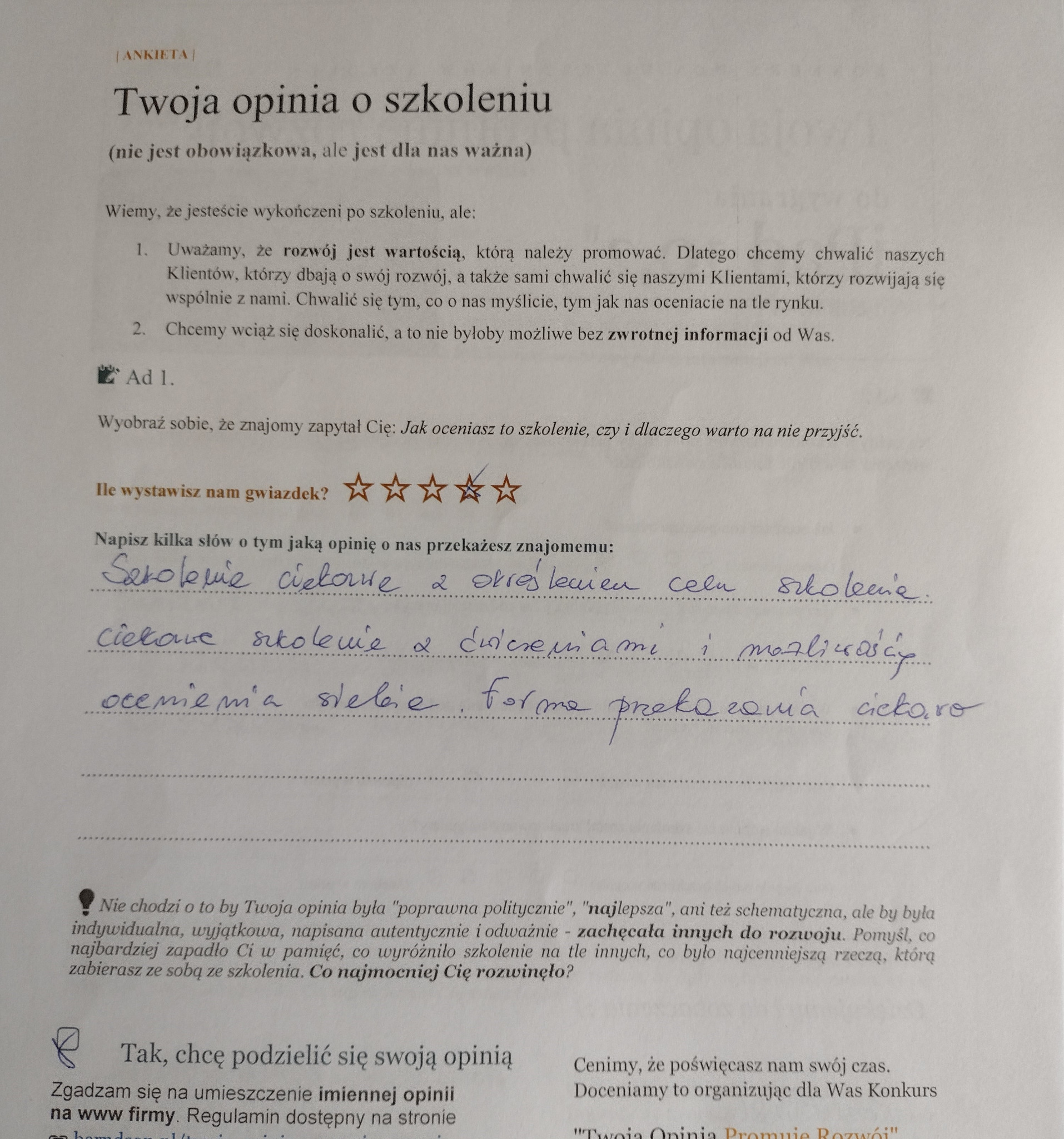 Wypełniona ankieta z opinią o szkoleniu, zawierająca ocenę w formie gwiazdek i odręczne komentarze uczestnika.