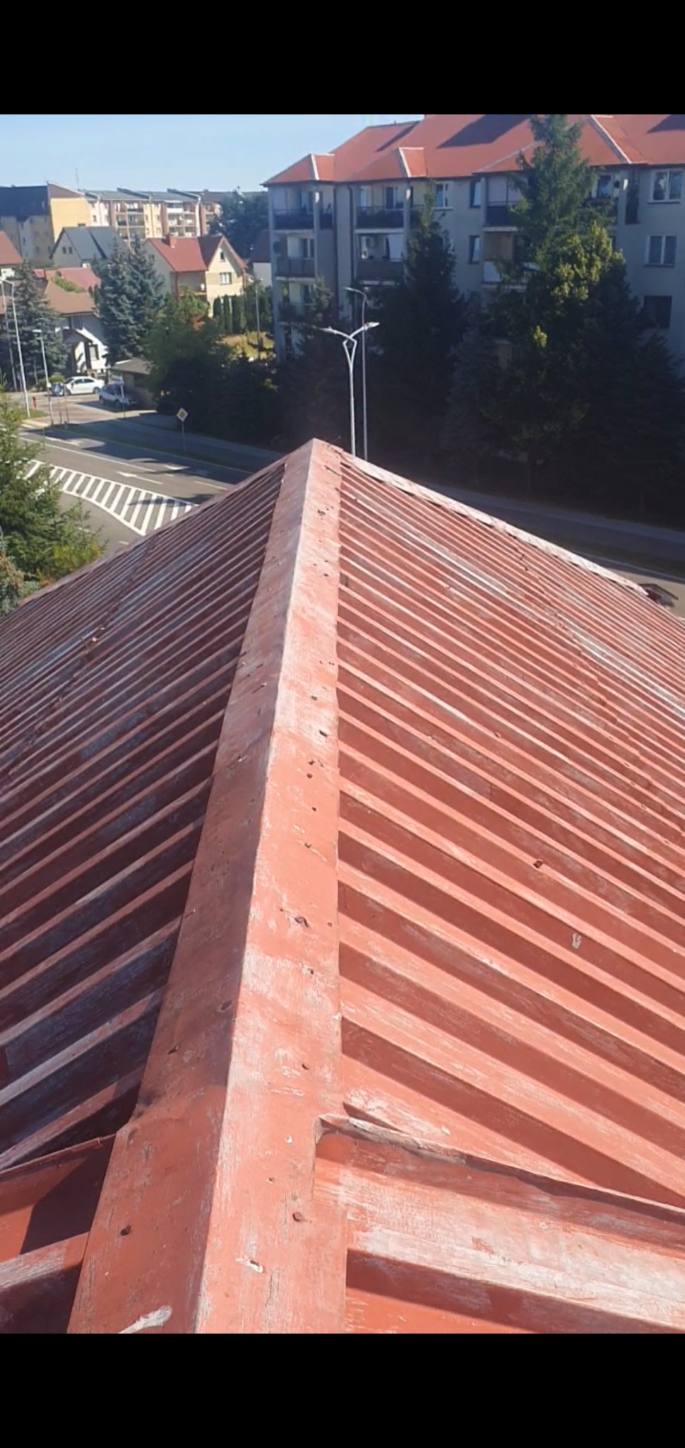 Dach przed malowaniem . Ostrołęka