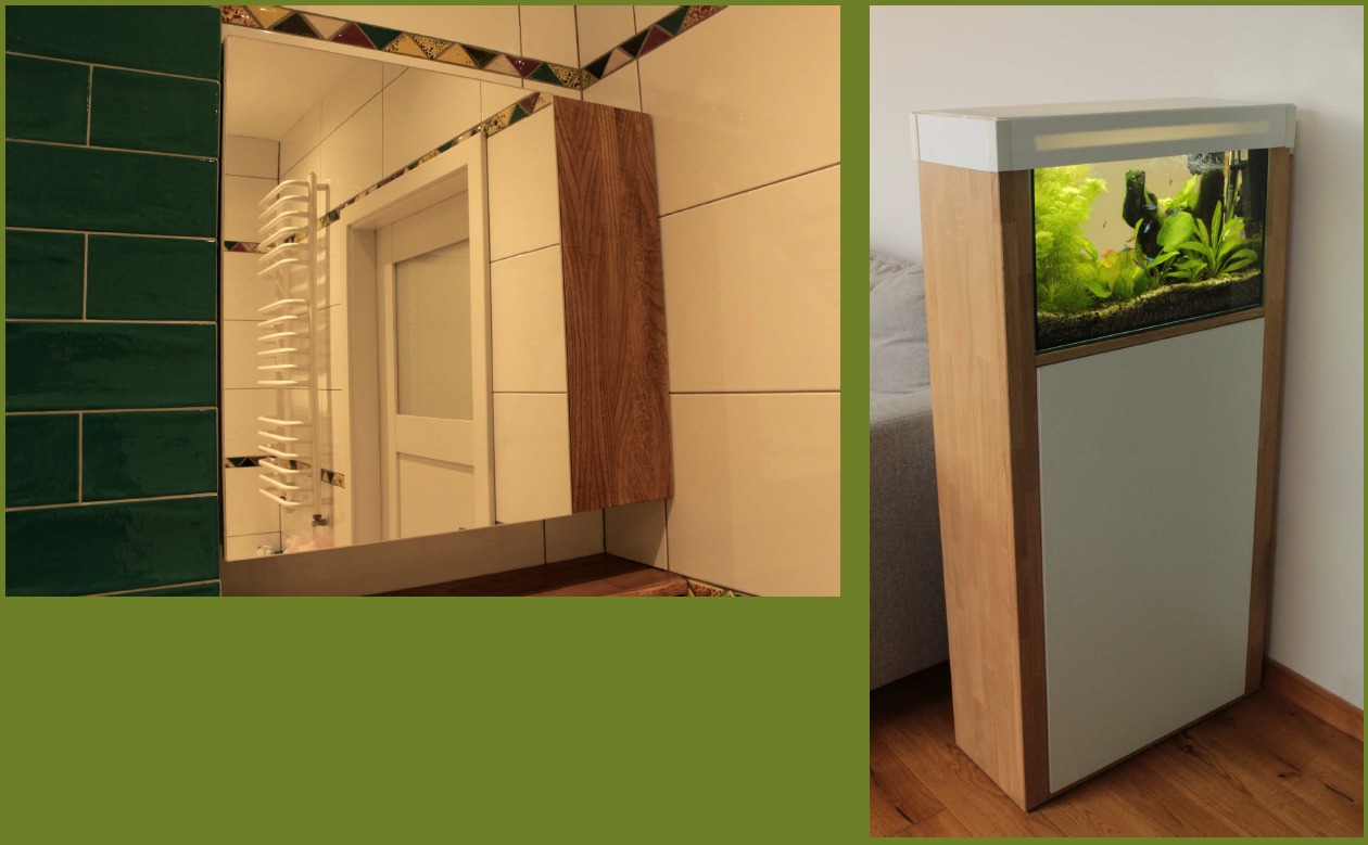 Fragment łazienki z zielonymi kaflami i szafką z lustrem oraz akwarium na drewnianym postumencie z rybkami i roślinami.