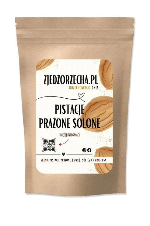 Brązowa torebka doypack z etykietą 'ZjedzOrzecha.pl' zawierająca prażone, solone pistacje, widoczny kod QR, informacje o składzie i kraju pochodzenia.