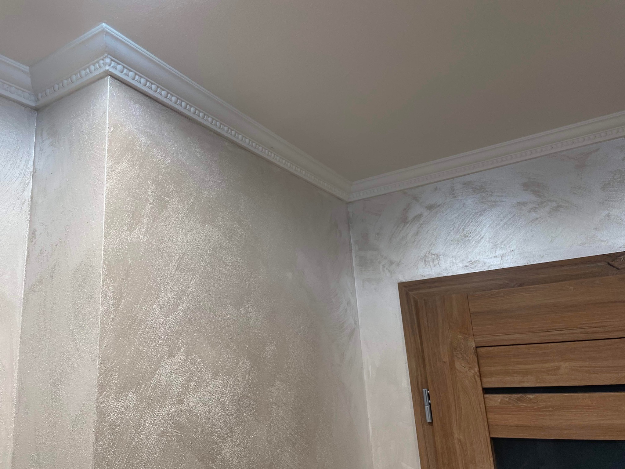 malowanie dekoracyjne, sztukateria