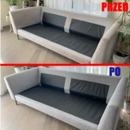 Szara sofa z widocznymi różnicami przed i po czyszczeniu tapicerki, ujęcie z boku na jasnym parkiecie.
