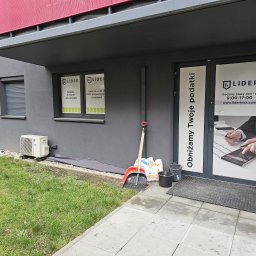 Twoja pewność w niepewnym świecie - z nami zawsze jesteś w dobrych rękach. Odkryj różnicę, jaką może przynieść 10 lat doświadczenia.