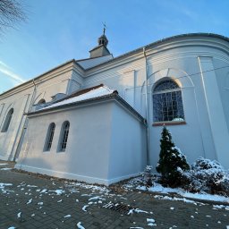 Remont elewacji kościoła w Kobylej Górze 