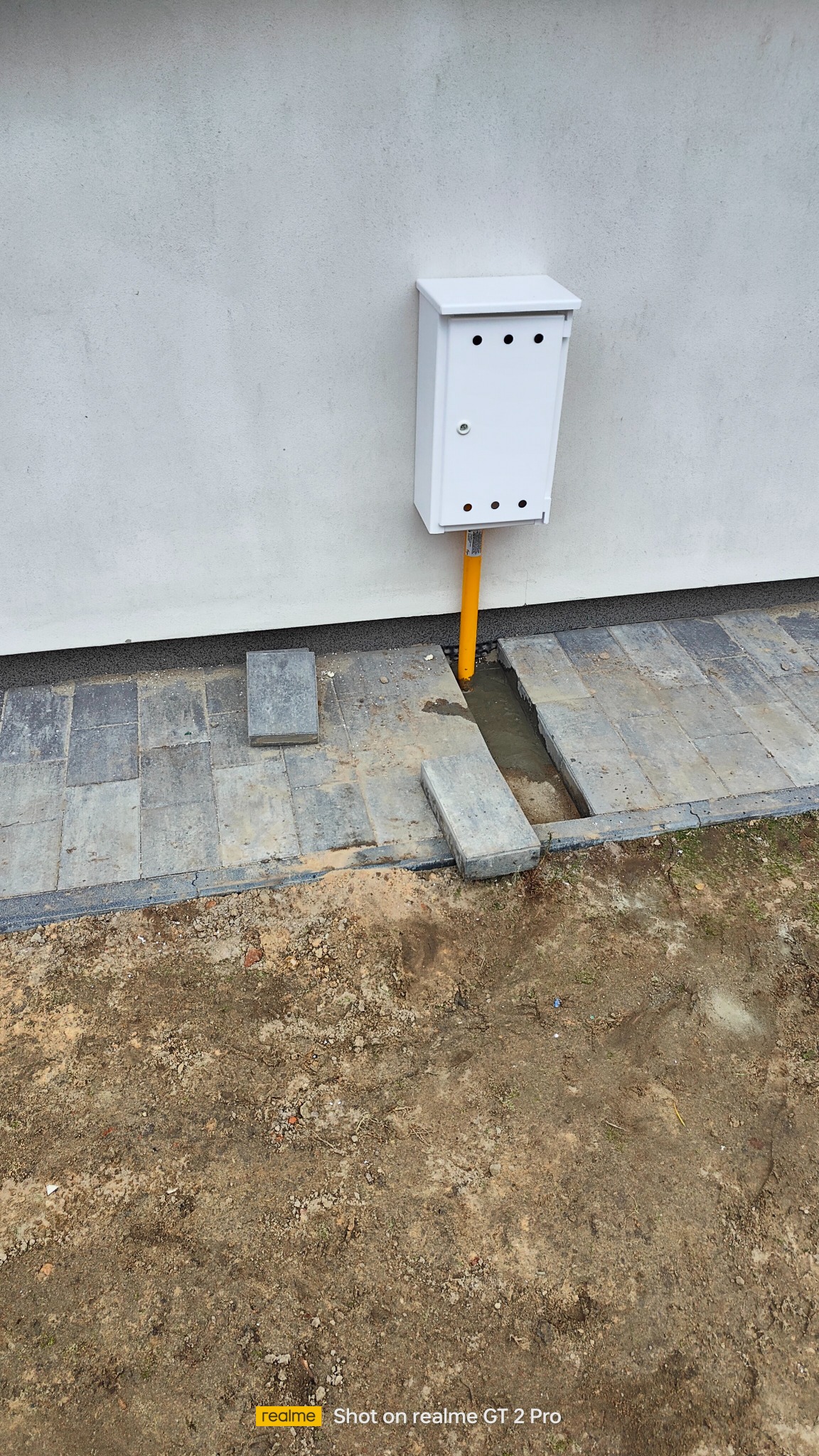 Montaż zbiornika i instalacji gazowej