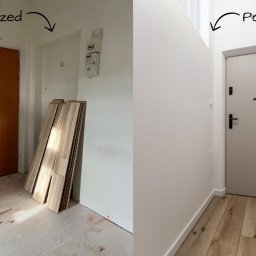 Pink Helmet Sp. z o.o - Korytarz przed i po remoncie: od brązowych drzwi i surowego podłoża do szarych drzwi i paneli podłogowych. Widoczne materiały przed montażem.