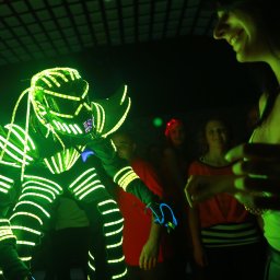 Atrakcje w klubie - Roboty Ledowe - Xenobots