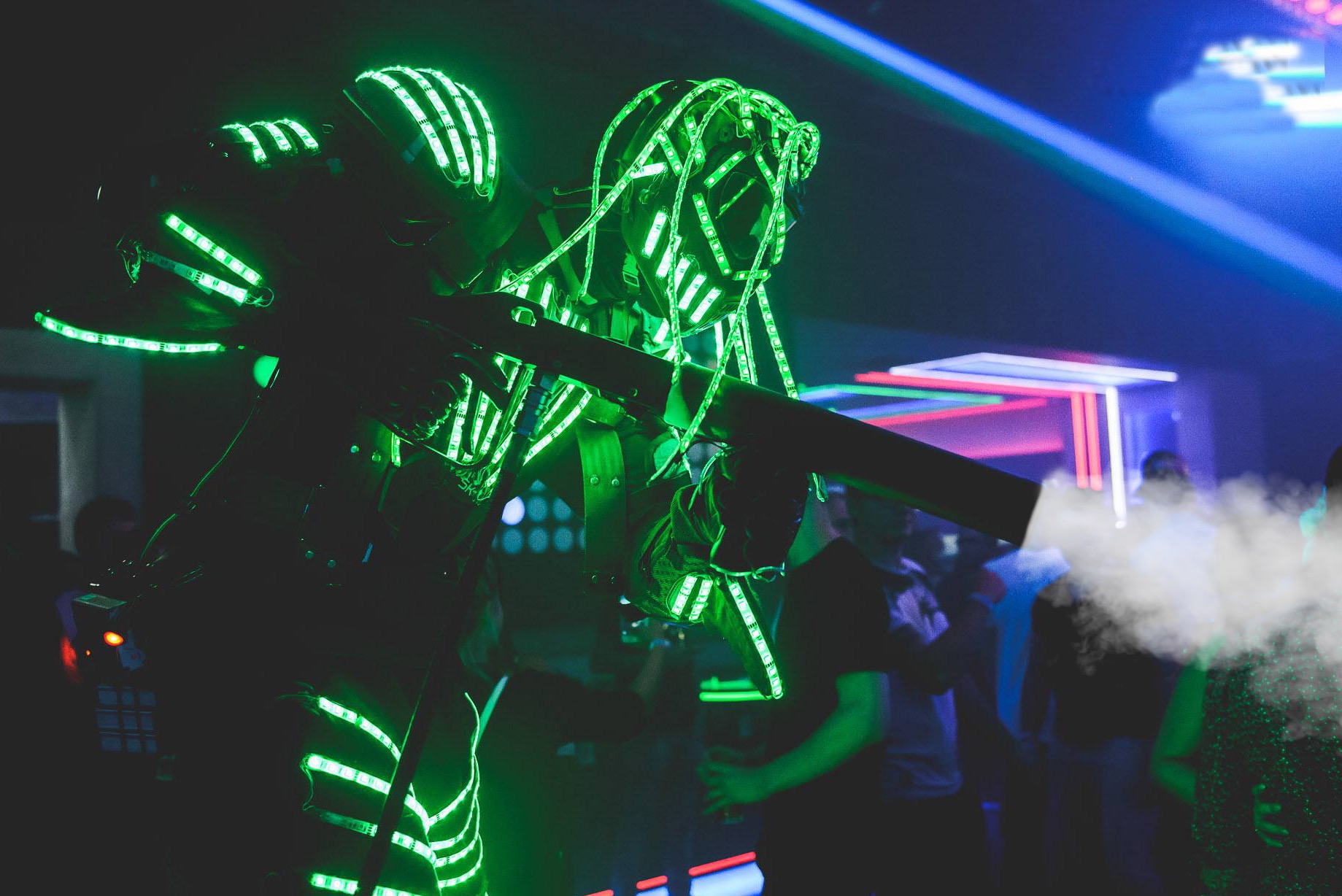 atrakcja na konferencje, imprezy firmowe - roboty ledowe Xenobots