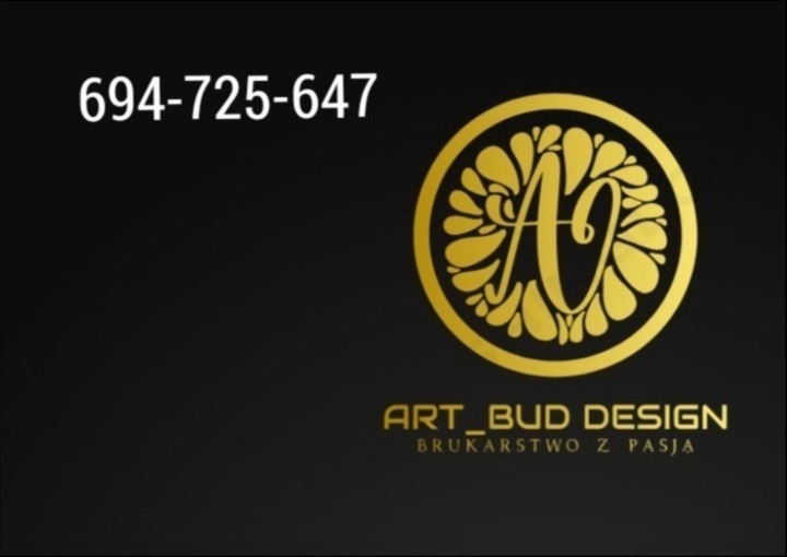Eleganckie, złote logo firmy brukarskiej 'ART_BUD DESIGN' z numerem telefonu na czarnym tle, hasło 'BRUKARSTWO Z PASJĄ'.