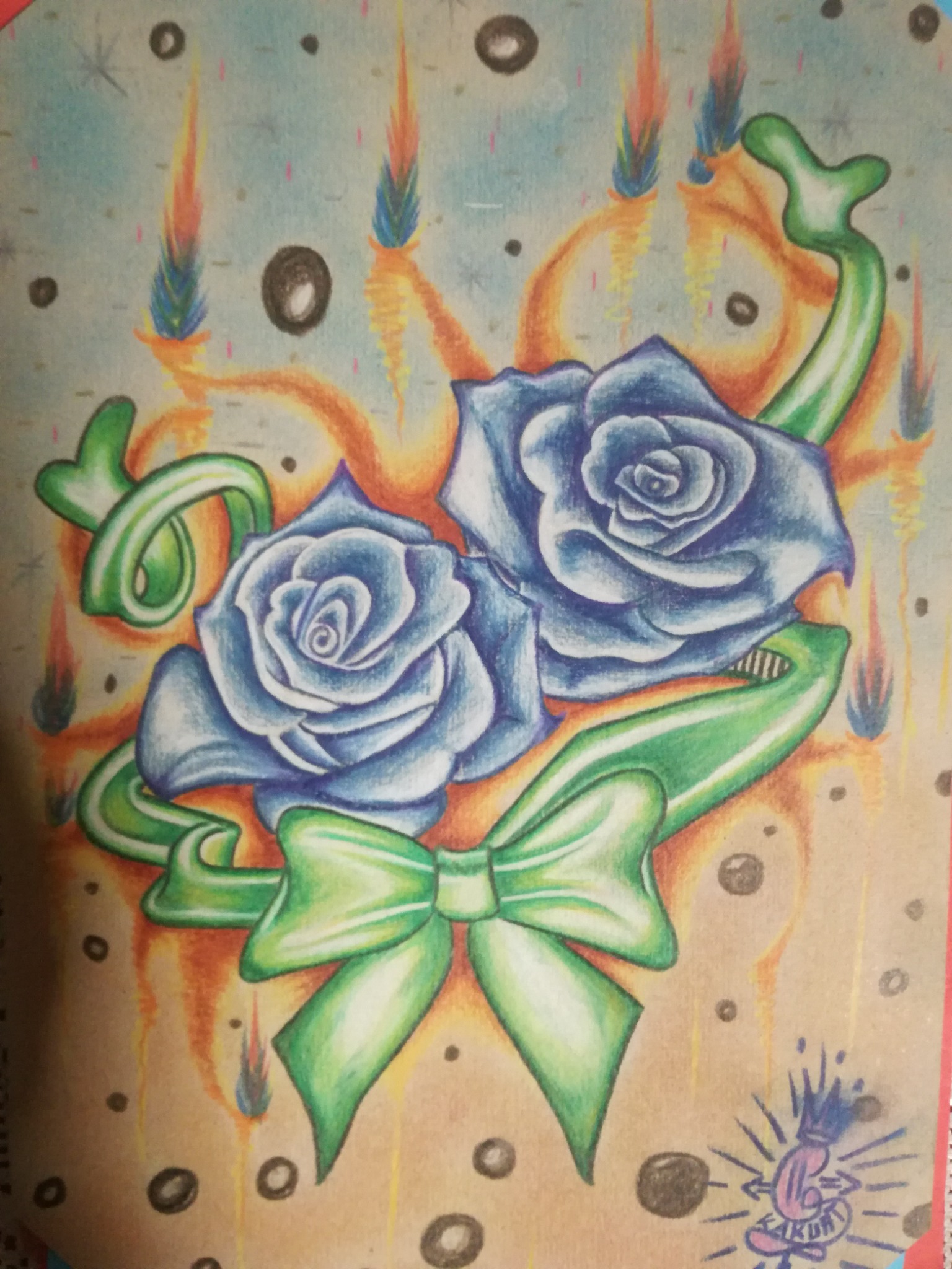 Ręcznie rysowany obrazek z dwoma niebieskimi różami, zieloną wstążką i abstrakcyjnym tłem w odcieniach pomarańczy i błękitu, z widocznym podpisem autora w prawym dolnym rogu.