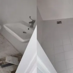 Zdjęcie łazienki przed i po czyszczeniu, z widoczną różnicą w czystości płytek podłogowych, umywalki i toalety.