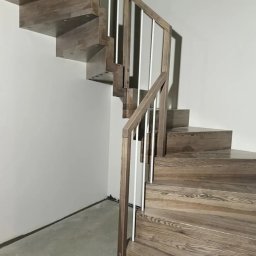 Schody drewniane Andrychów 1