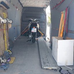 Transport busem Warszawa 1