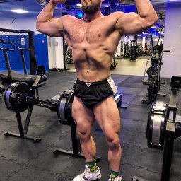 Pomagam zapracowanym budować formę bez bólu pleców i restrykcyjnych diet. Łączę trening siłowy z medycznym, byś miał więcej energii i sprawną sylwetkę.
Redukcja i postawa
Maksymalny efekt w Twoim tempie
Wszechstronne podejście
Napisz DM i zacznijmy! 