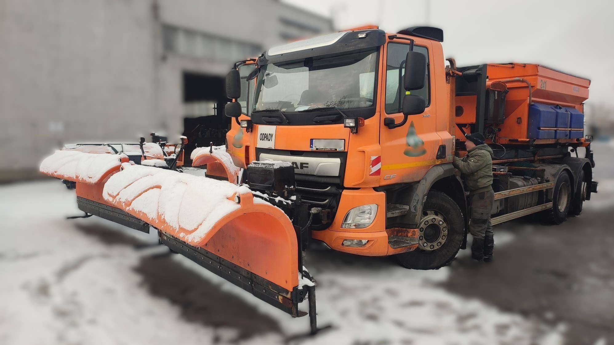 Zimowe utrzymanie dróg - monitoring płużenia i posypu - rozliczanie kierowców wg wykonanej pracy