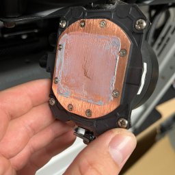 Wymiana pasty termoprzewodzącej w stacji roboczej z AMD Ryzen 9 5900x