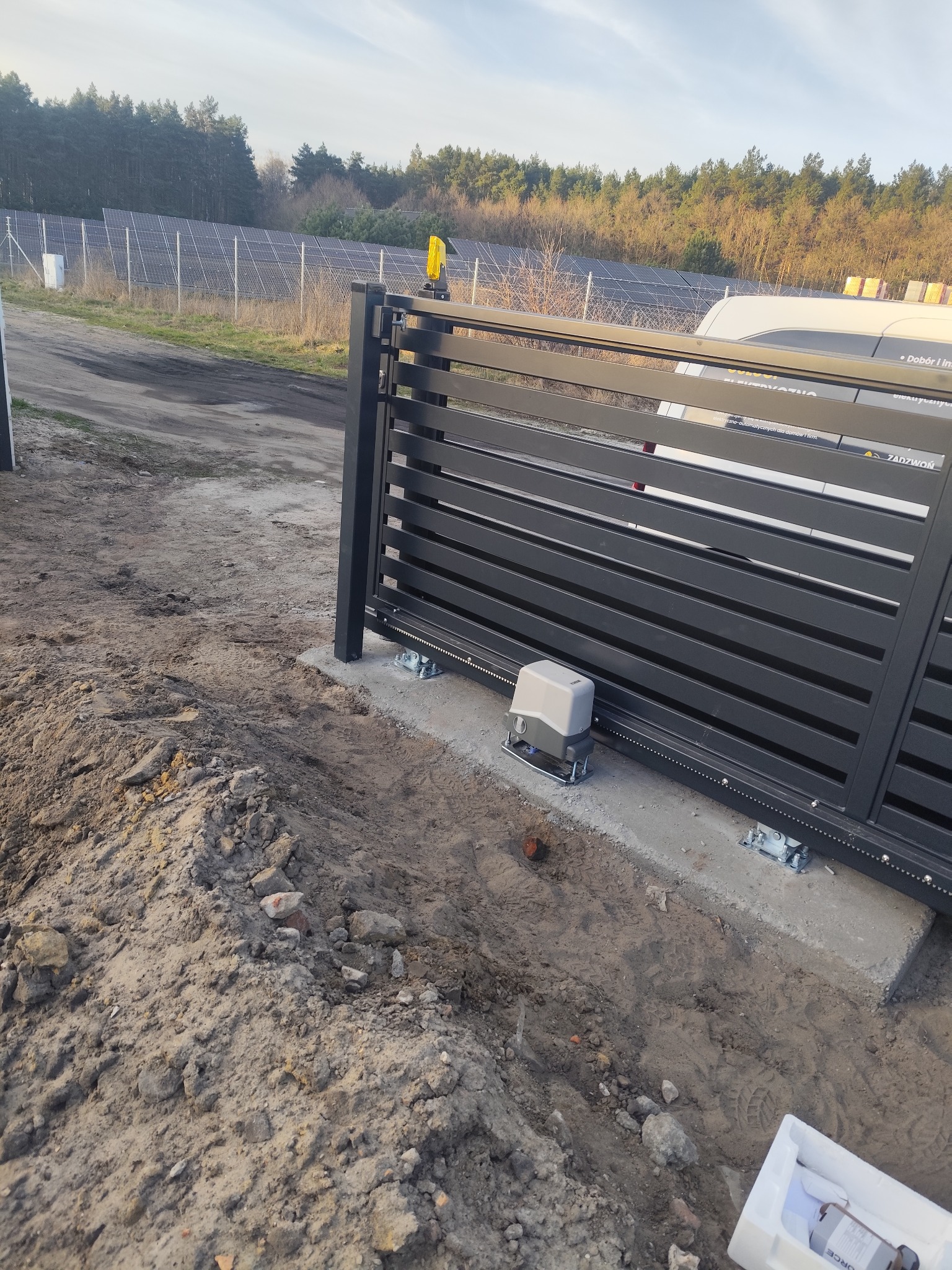 nowa automatyka do bramy przesuwnej FORCE