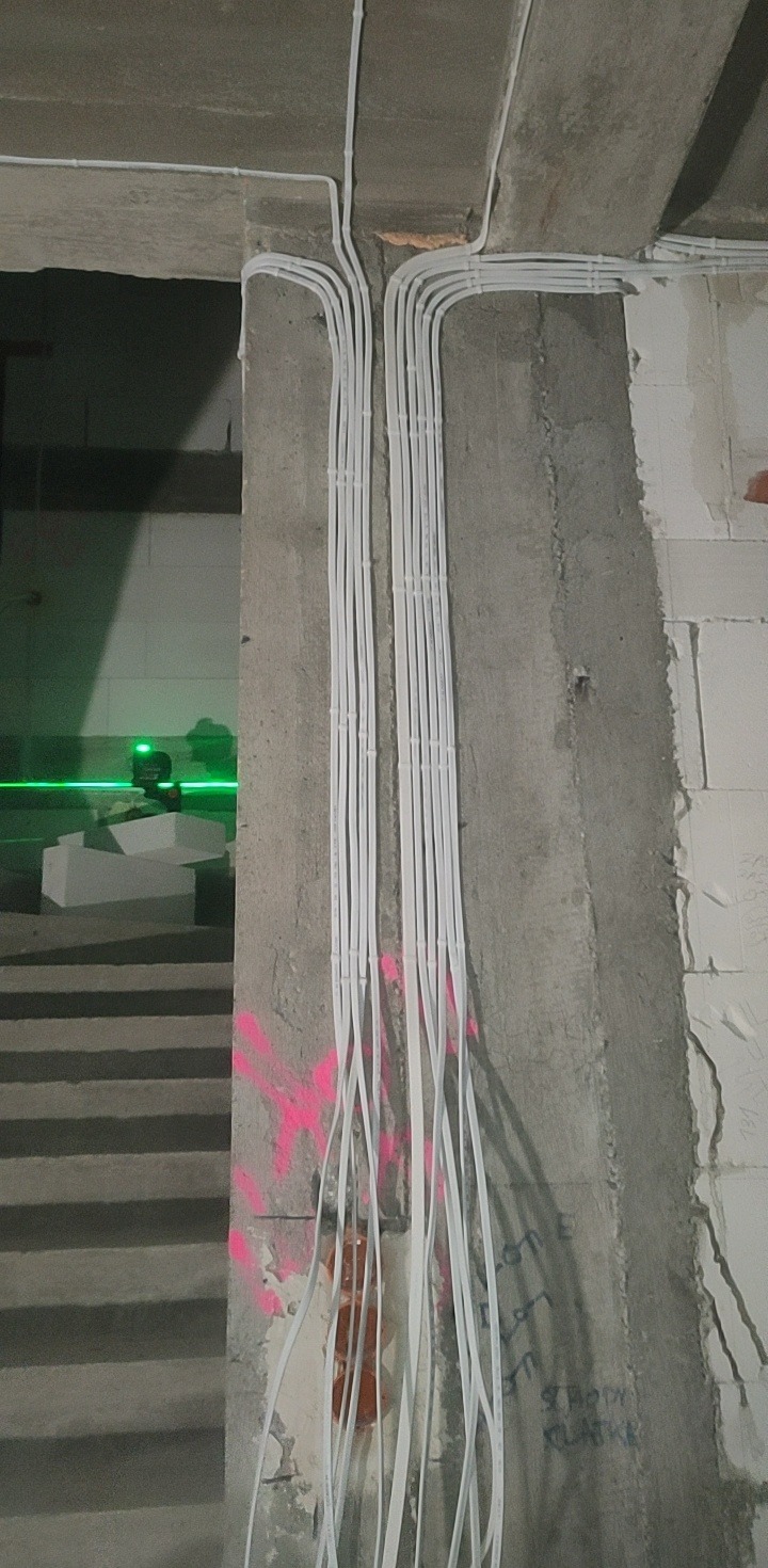 Montaż instalacji elektrycznej w domu jednorodzinnym