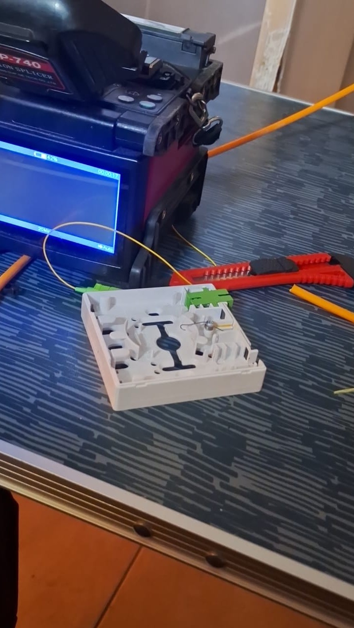 Spawanie światłowodu