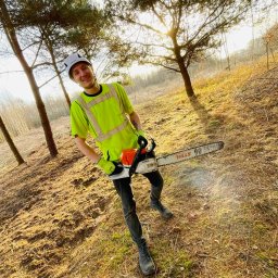 Oleksandra Hoiarchuk Złote Drzewo - Mycie dach&oacute;w Gr&oacute;jec