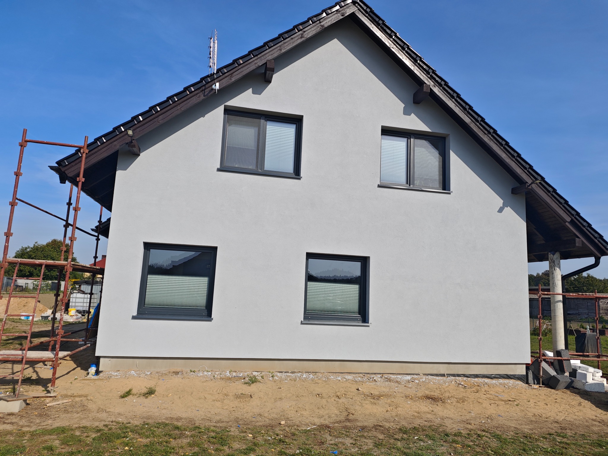 Nowa elewacja w radawnicy