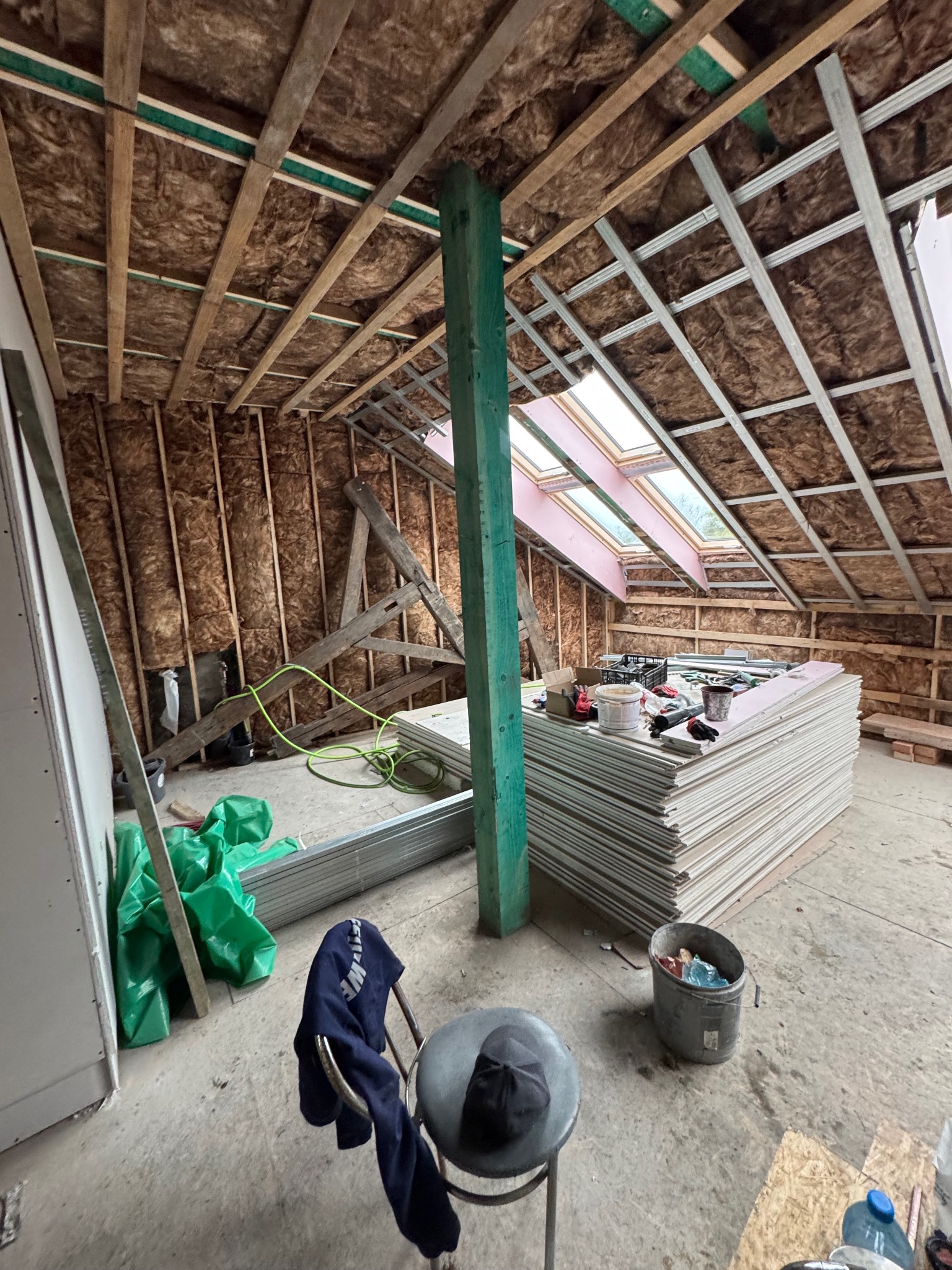 Adaptacja poddasza w zabytkowej kamienicy - ul. Wałowa w Krakowie