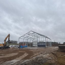 Montaż płyt warstwowych Orle 1