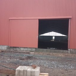 Montaż płyt warstwowych Orle 4